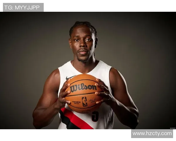 朱霍勒迪的篮球之路与成就探讨：从新秀到全明星的蜕变历程